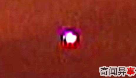美UFO迷声称拍到迄今最清晰UFO视频