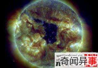 UFO̫ΧͻȻؿն