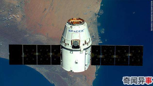 SpaceXɴ