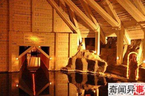 千古奇迹!810层阶梯后竟发现地底人类