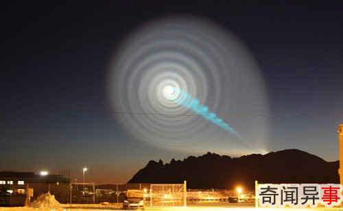 UFO惊现挪威上空 螺旋光芒堪称一绝奇景!