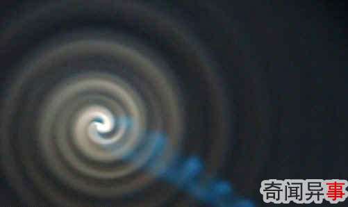 UFO惊现挪威上空 螺旋光芒堪称一绝奇景!