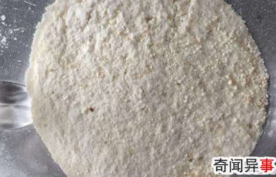 川贝粉的正确吃法,川贝炖雪梨(吃了有止咳化痰的作用)